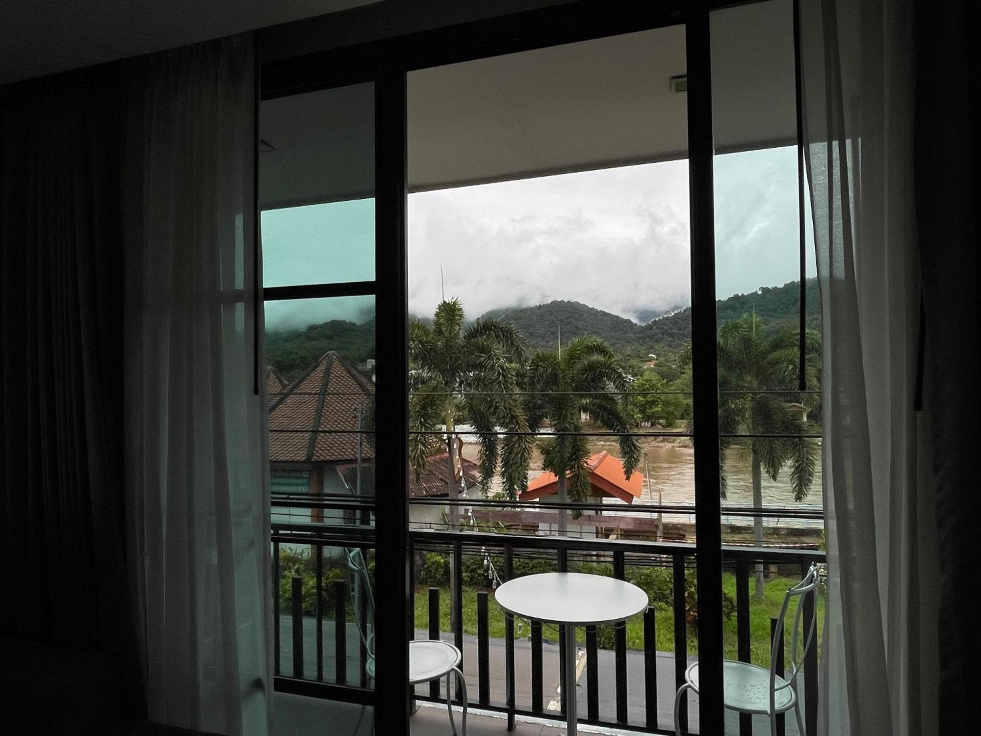 Saranya River House สรัญญาริเวอร์เฮาส์ Mae Ai Exterior photo