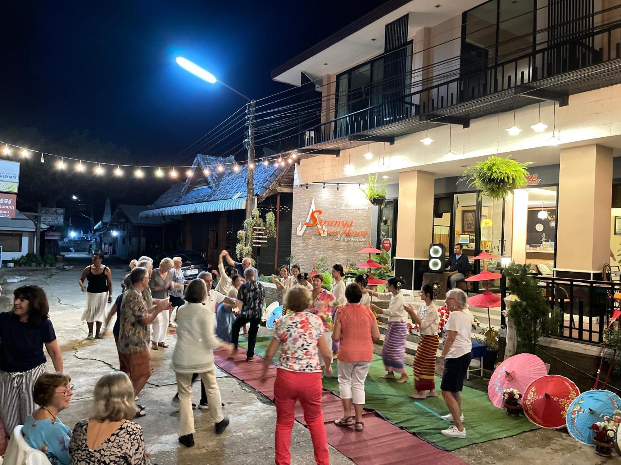 Saranya River House สรัญญาริเวอร์เฮาส์ Mae Ai Exterior photo